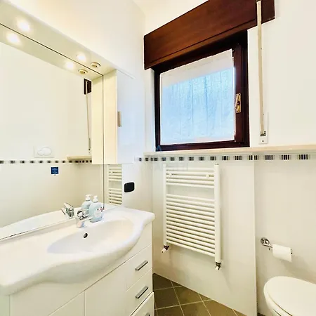 Crono Apt-200m Dal Di Garda Con Piscina * Sirmione