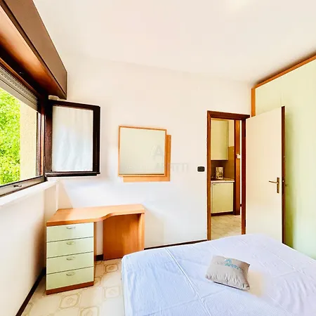 Crono Apt-200m Dal Di Garda Con Piscina Sirmione