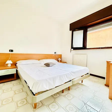 Crono Apt-200m Dal Di Garda Con Piscina *